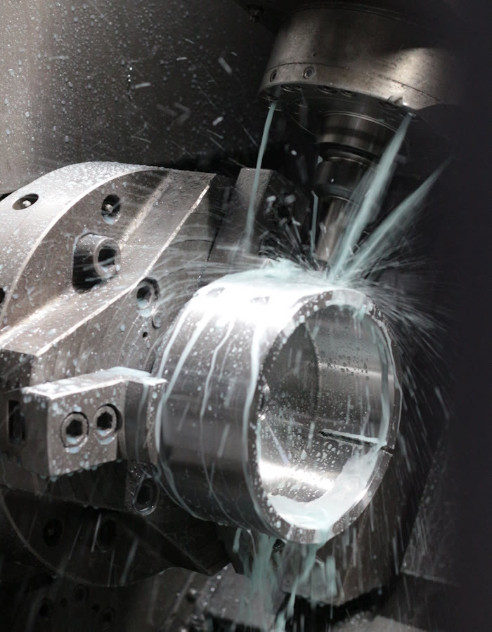 CNC-Mill-Turn-Bearbeitung in Betrieb